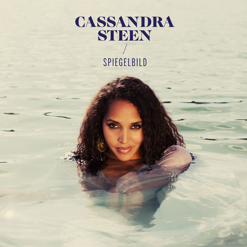 Cassandra Steen | Spiegelbild